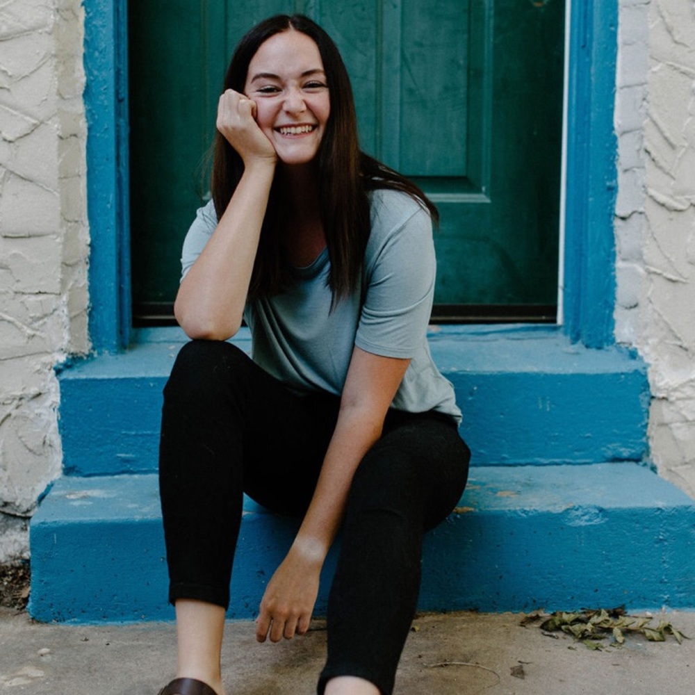 Meet your Posher, Elyse
